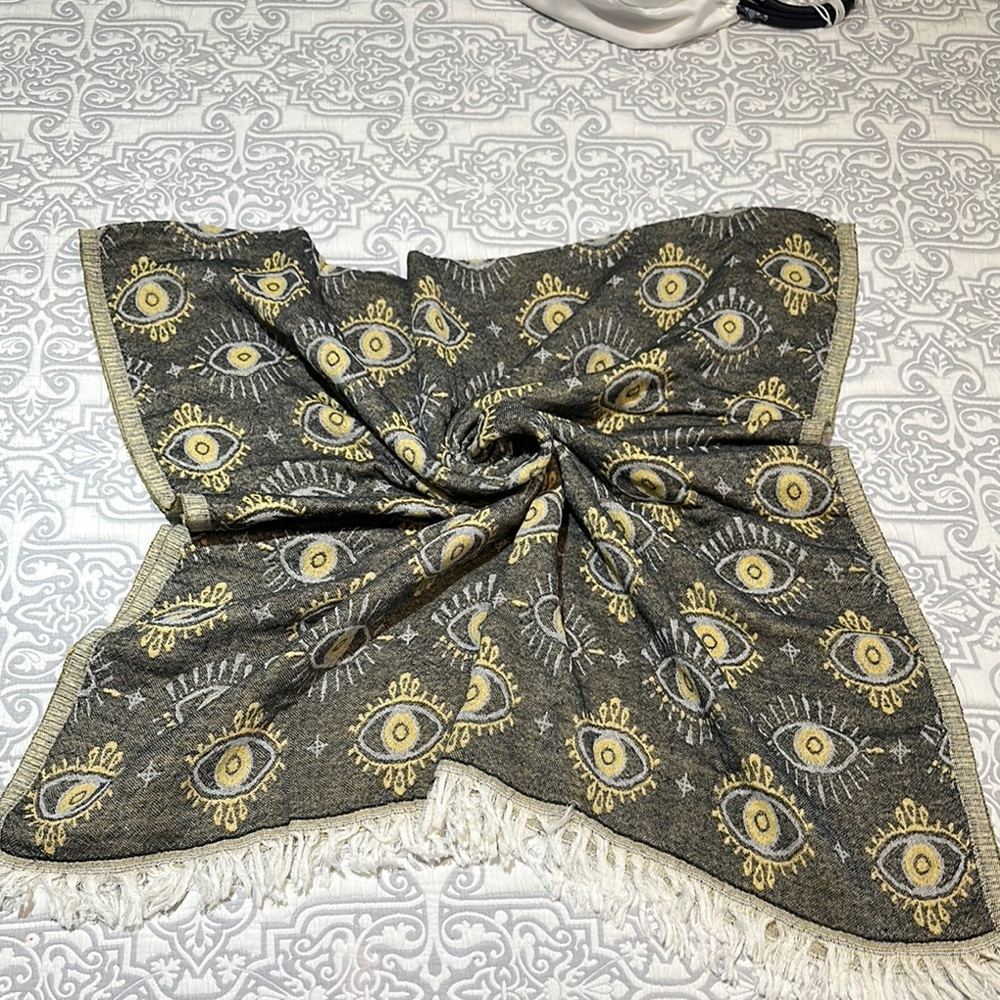 Elegant Gold and Gray Evil Eye Pattern Beach Towel